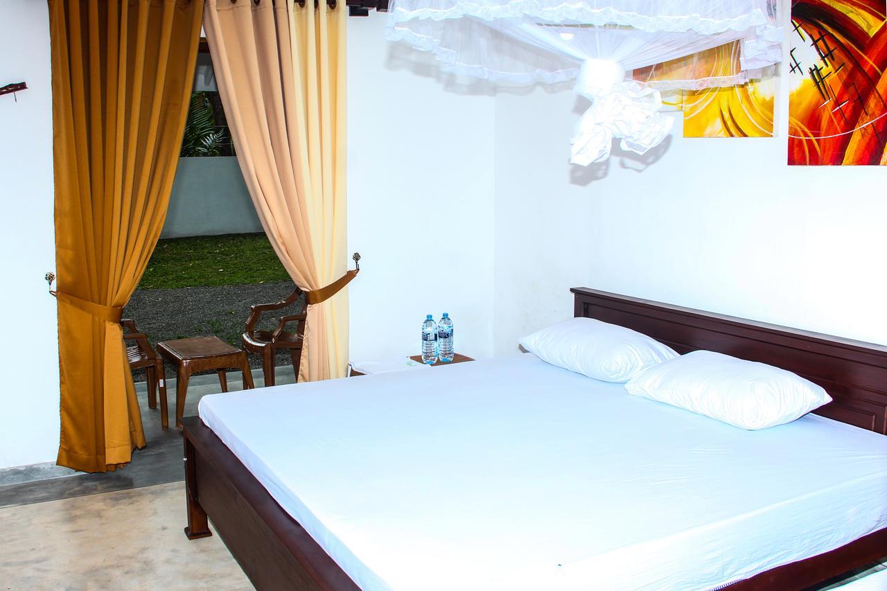 Villa Palm Breeze Polhena Dış mekan fotoğraf